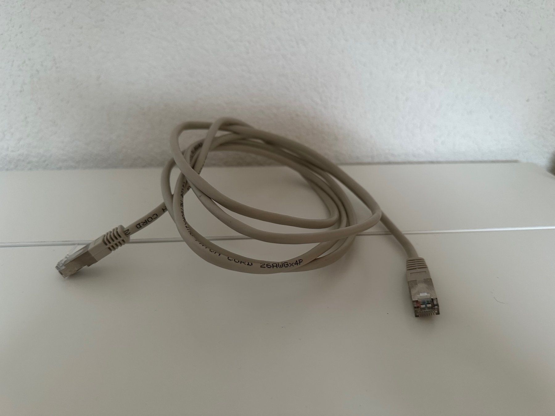 Cavi: Netzwerkkabel / LAN-Kabel - Cat 5e - ca. 2m – Usato da Basel venduto da Nermin00