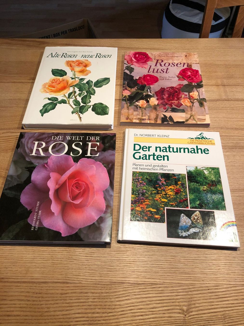 Bücher: 4 Bücher über Rosen und Garten – Gebraucht aus Röschenz von Tashroal