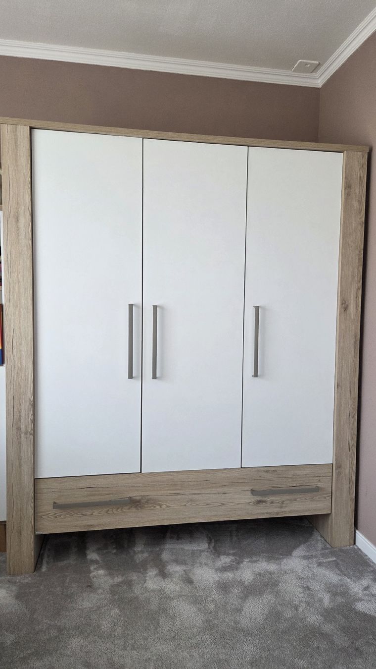 Armoires: Paidi Kleiderschrank  – D'occasion à Frick par mlpreloved