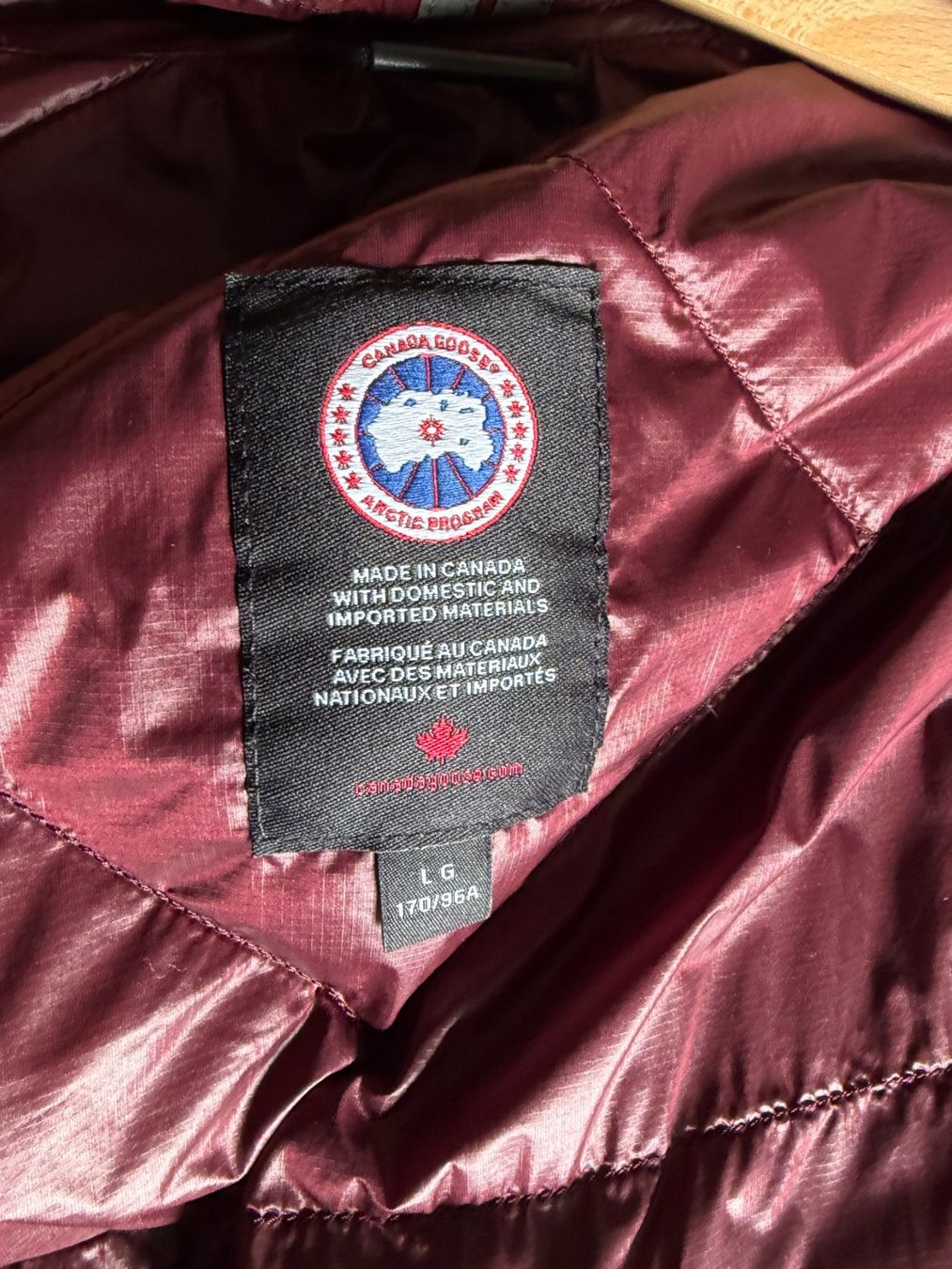 Canada Goose Jacken: Canada Goose Cypress Jacket Black Label /Gr. L /Garnet Stone – Neu (gemäss Beschreibung) aus Hämikon von nightfox7 5