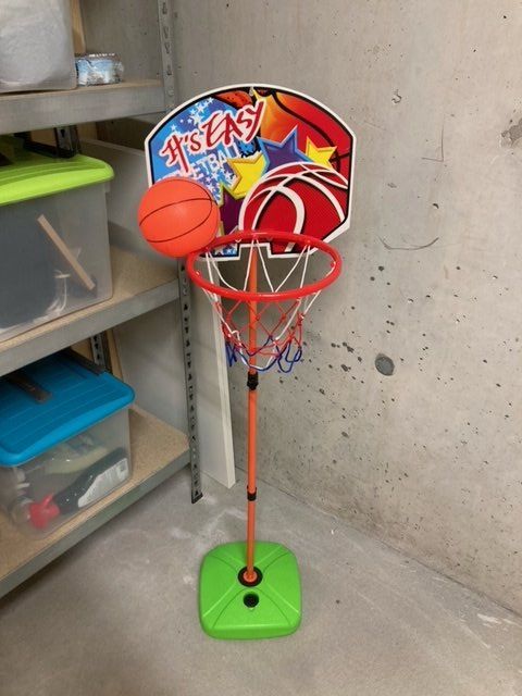 Basketballkörbe: Kinder Basketballkorb zum Abholen – Gebraucht aus Wohlen AG von Liridon22 1