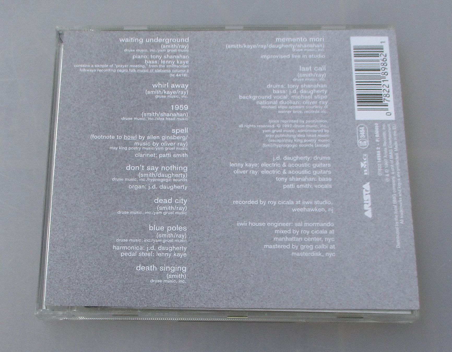 CDs: PATTI SMITH - Peace And Noise – D'occasion à Wattwil par Muriel11 1
