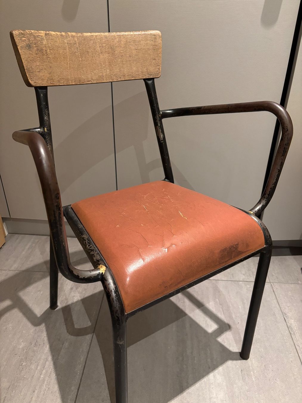 Fauteuils: Chaise-fauteuil vintage – D'occasion à Lutry par valerie.roth