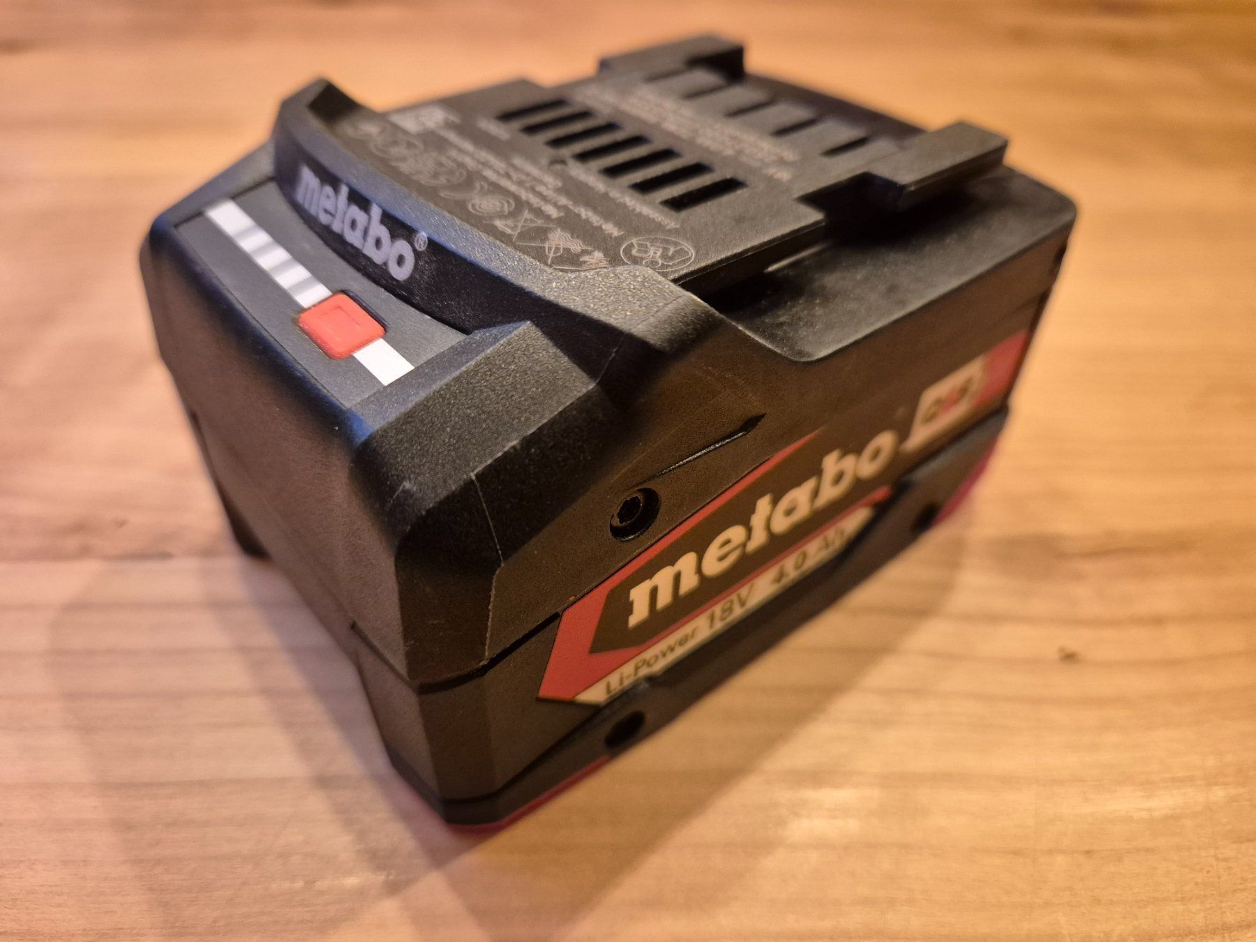 Metabo SC 30 LiHD Li-Ion Akku Ladegerät 12V - 18V (Neu (gemäss Metabo SC 30 LiHD Li-Ion Akku Ladegerät 12V - 18V (Neu (gemäss