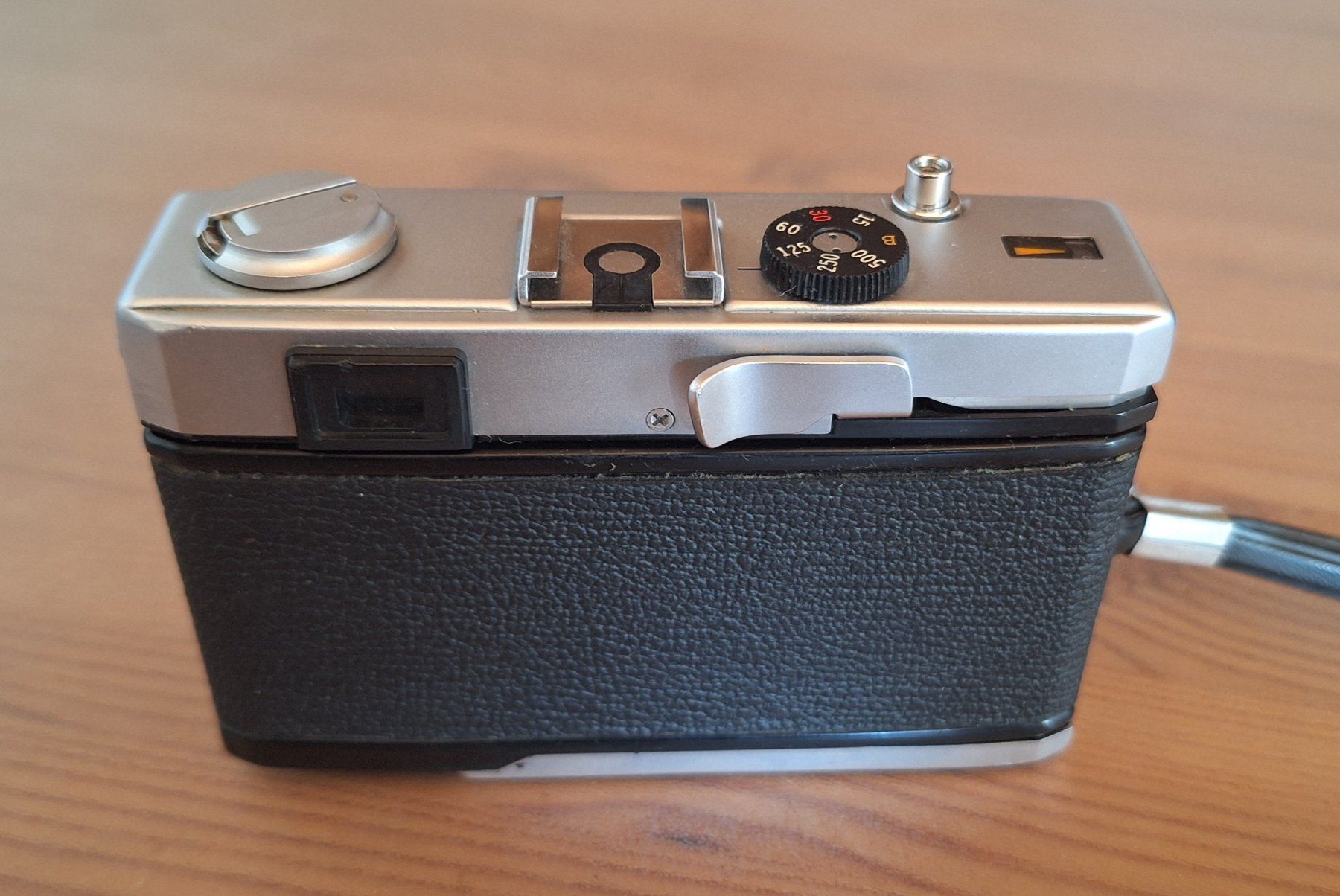 Olympus Fotocamera: OLYMPUS 35RC 35mm Kompaktkamera analog – Usato da Bargen BE venduto da AladinPeter 1