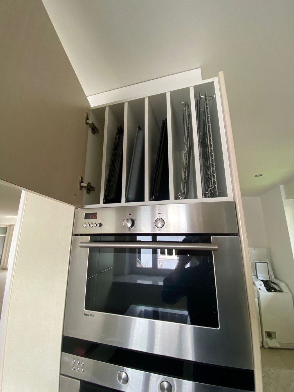 Siemens Forni: Einbaubackofen Siemens HB28K54 – Usato da Winterthur venduto da nic_k899 3