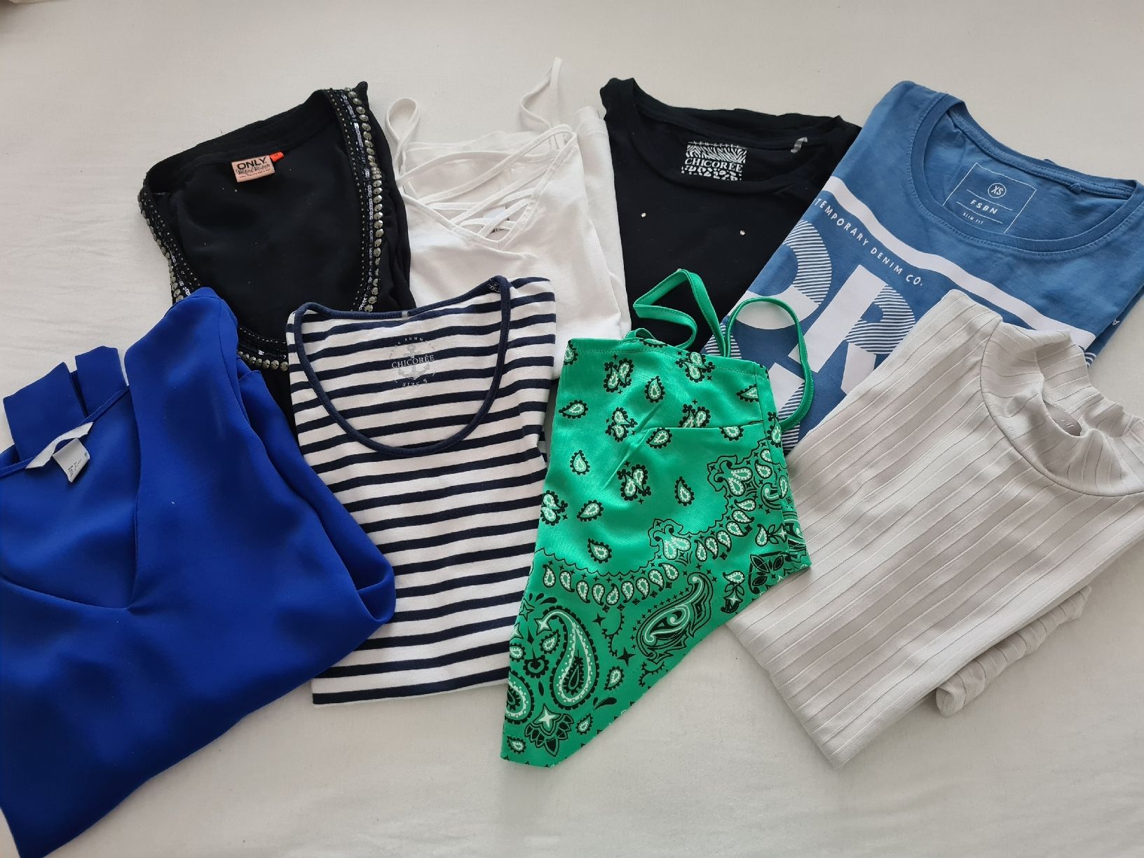 T-Shirts: 8 Sommer Oberteile Gr. S – Gebraucht aus Steinen von turbogeiss99 1