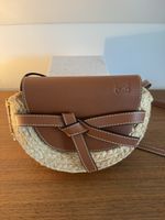 LOEWE Mini Gate Tasche aus Raffia und Leder