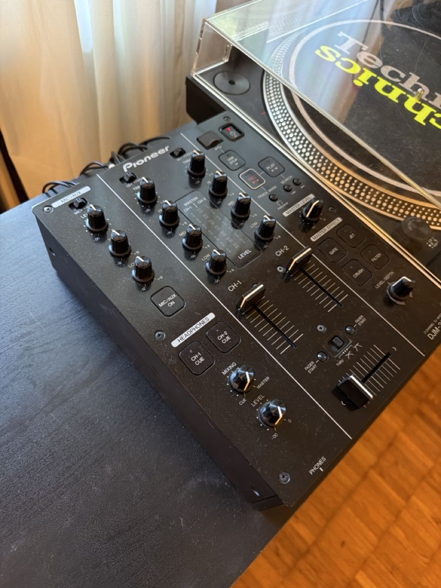 Pioneer Mischpulte: Pioneer DJM-350 Mischpult – Neu (gemäss Beschreibung) aus Zürich von Zooyork1 1