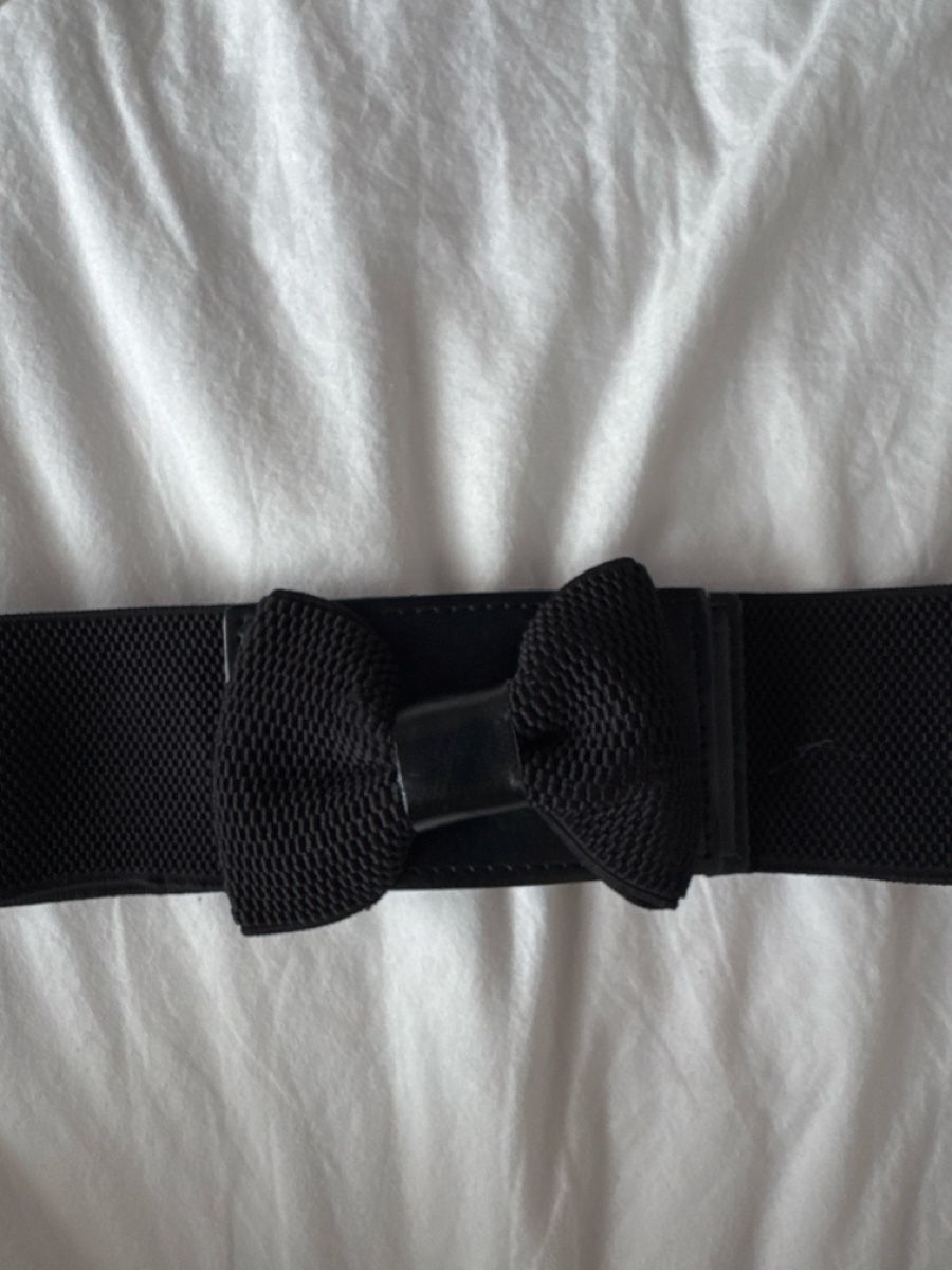 Gürtel: Ceinture noire élastique avec noeud - Taille unique – Gebraucht aus Malleray von sam_9bkx
