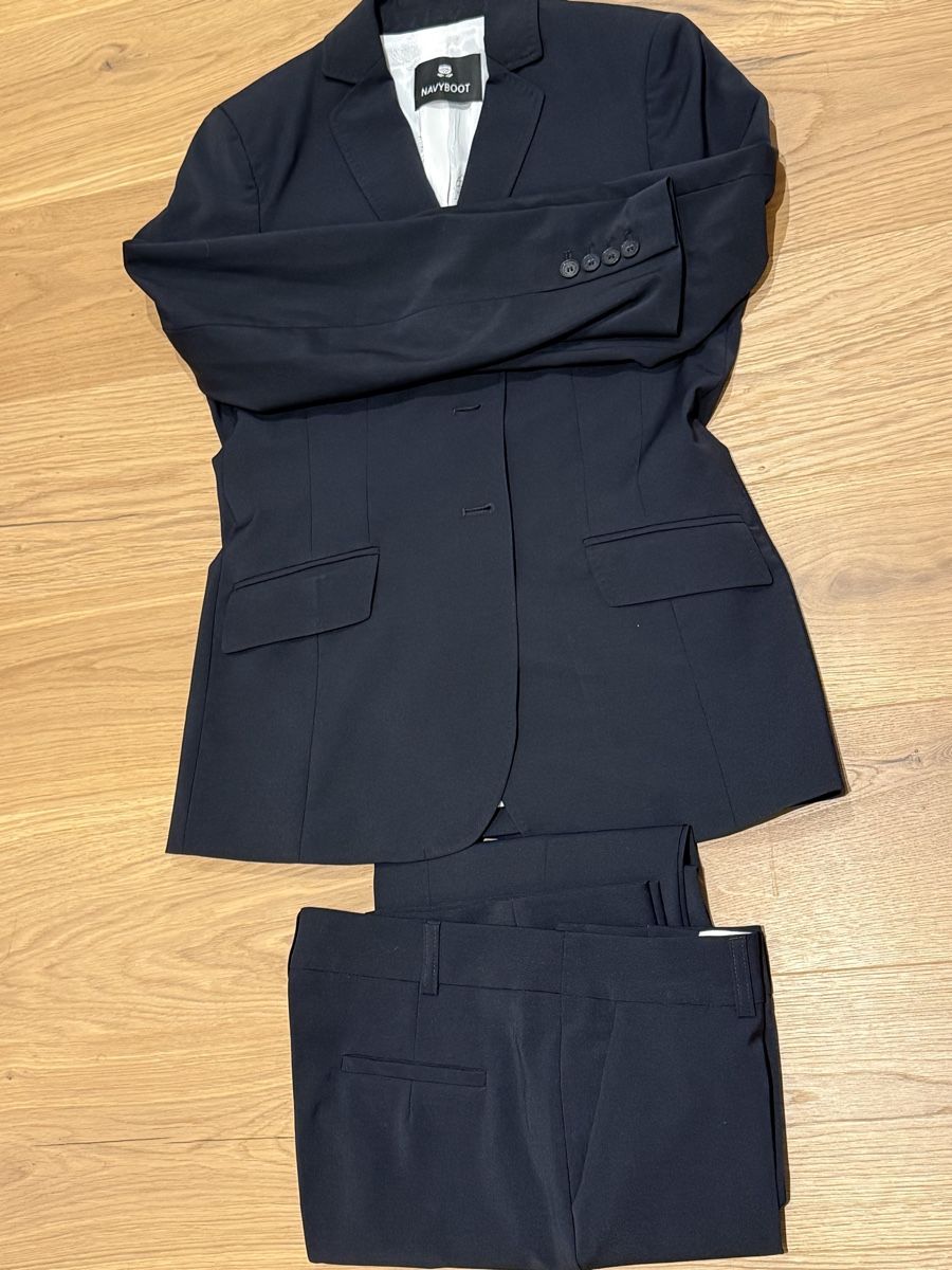 Lotti di vestiti: Kleiderpaket 38/M  – Usato da Saanen venduto da TAL3792 7