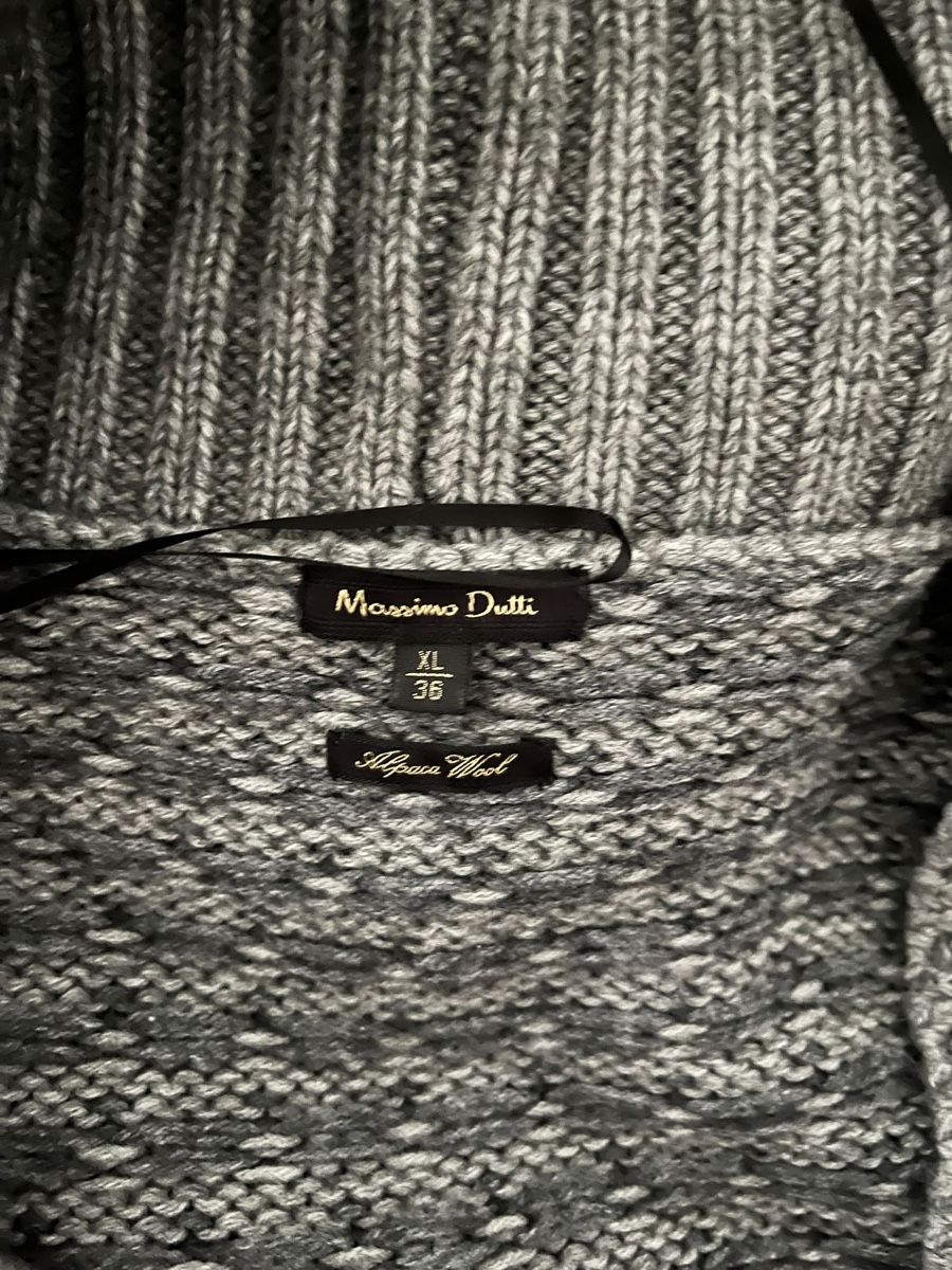 Massimo Dutti Maglioni & Felpe: Neuwertige Massimo Dutti Strickjacke – Nuovo (secondo la descrizione) da Wettingen venduto da epe_9vbf 1