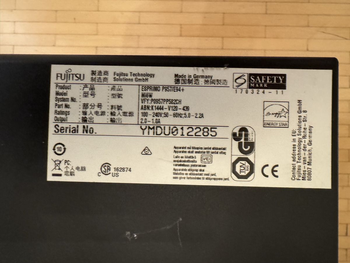 Fujitsu PC: Fujitsu ESPRIMO P957 Desktop-PC – Intel Core i5 – Difettoso da Adliswil venduto da Busys 4