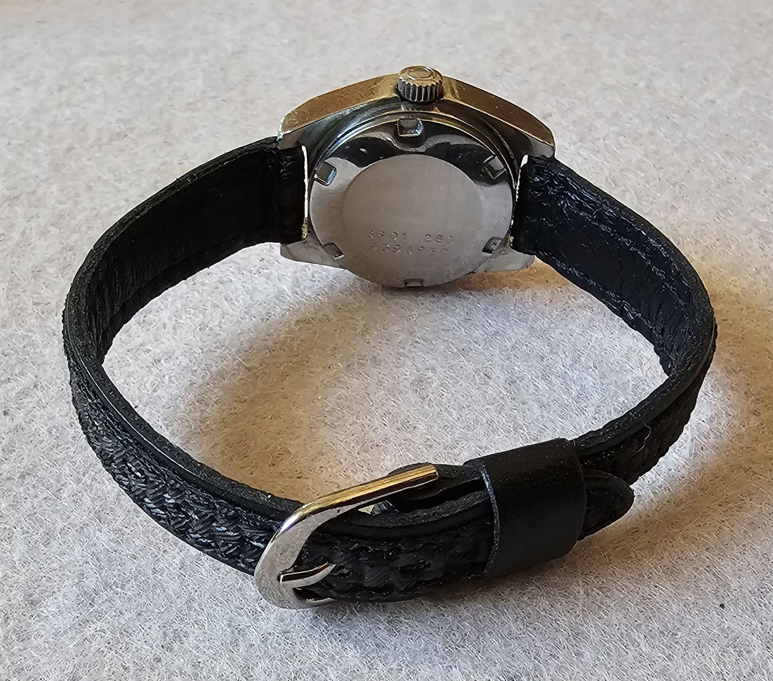 Certina Orologi: CERTINA Automatic Swiss Made Elegante Damenuhr 26mm – Usato da Speicher venduto da Swisswtch 5