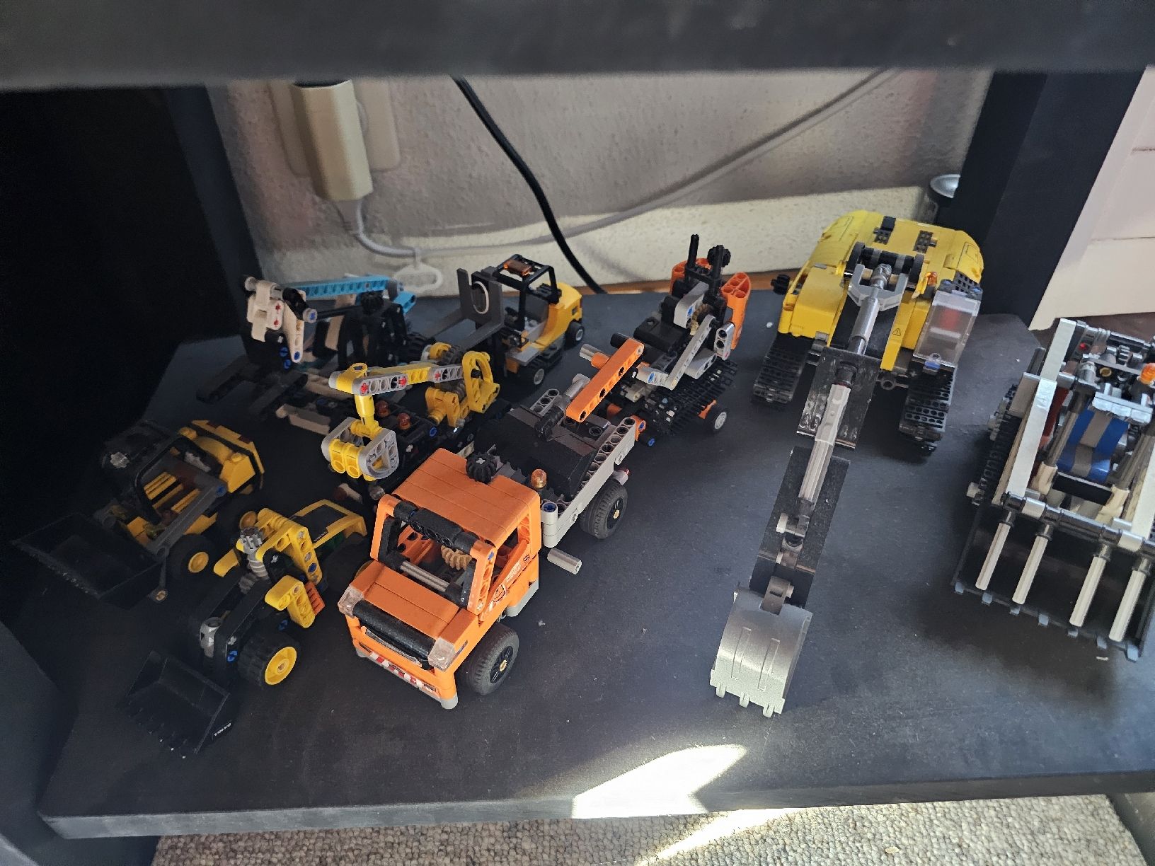 Lego Kit di costruzioni: Diverse kleinere Lego Technic Sets.  – Usato da Winterthur venduto da kam_6scr 1