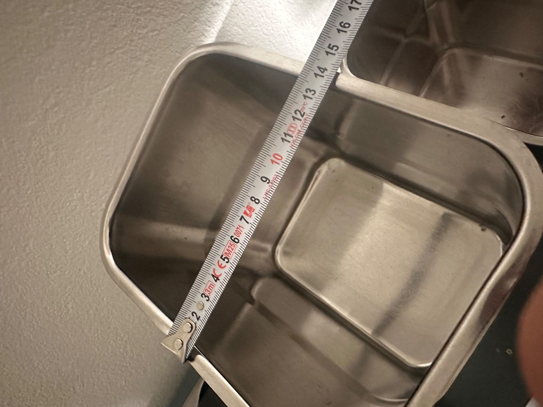 Elettrodomestici da cucina: 5 stück GN 1/6 200 mm – Usato da Uster venduto da sil_6ndz 2