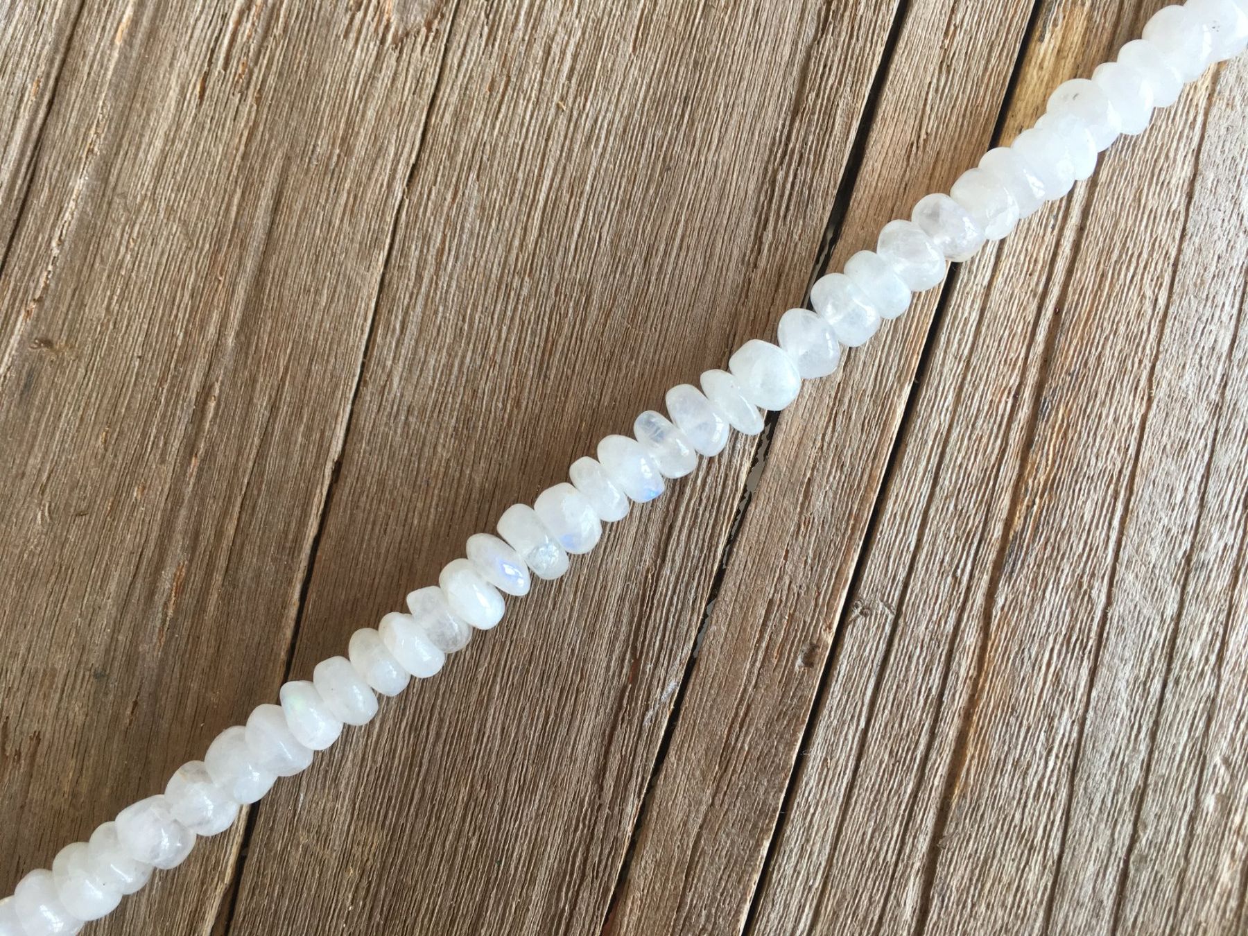 Ketten: LABRADORIT MONDSTEIN  KETTENSTRANG LÄNGE 45cm – Neu und originalverpackt aus Aesch ZH von LiquidAktion 2