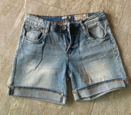 Garcia Jeans Shorts, Gr. 28, hellblau, Sommer-Look👖