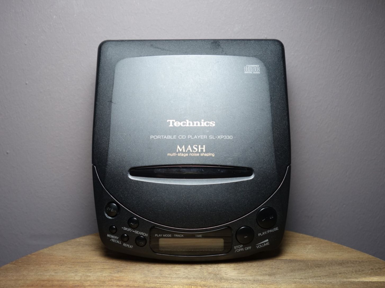Technics Lettore multimediale & Streamer: Technics SL-XP330 CD – Usato da Bern venduto da Phandora