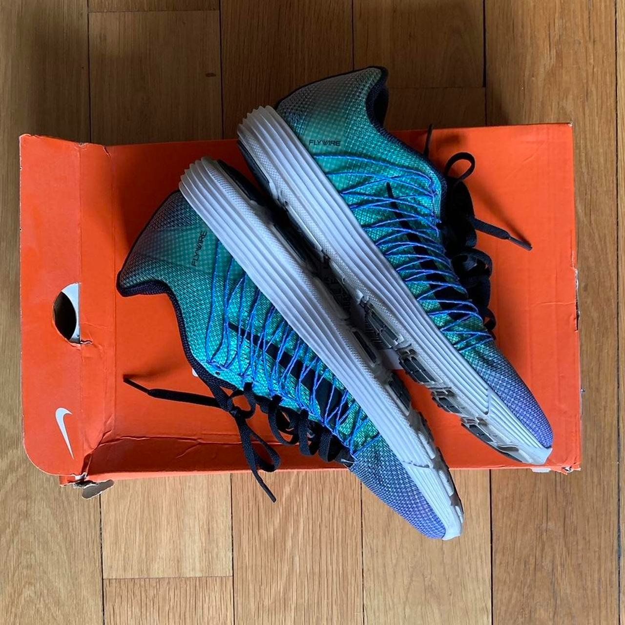 Herrenschuhe: nike lunaracer wmns 10.5 – Gebraucht aus Bern von sneakers_bern