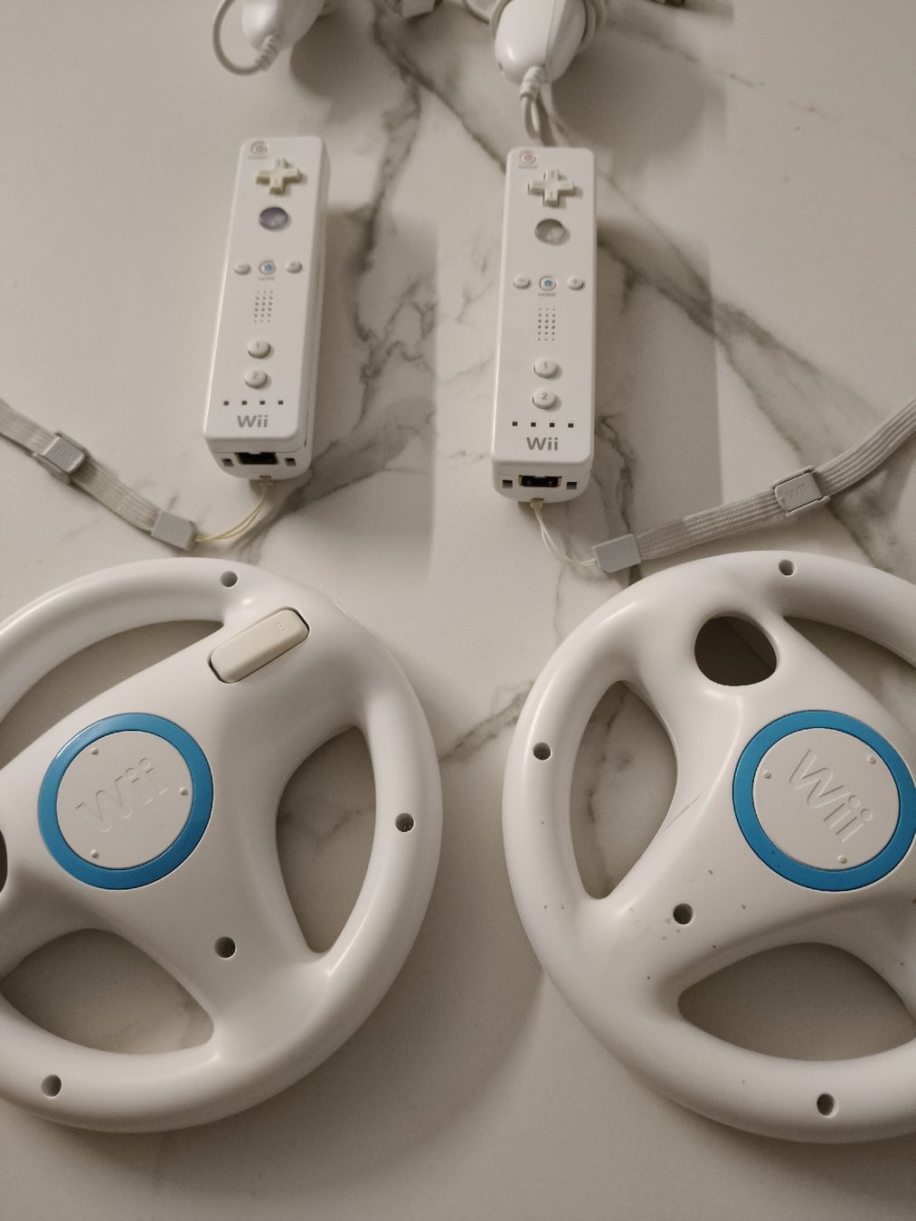 Nintendo Controller: Nintendo Wii Set: 2 Controller & 2 Lenkräder, Top Zustand! – Usato da Oensingen venduto da ece_8k7q 3