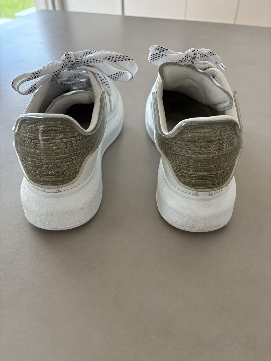 Alexander Mcqueen Scarpe da donna: Alexander McQueen Ltd Edition trainers – Usato da Castel San Pietro venduto da mih_l86g 6