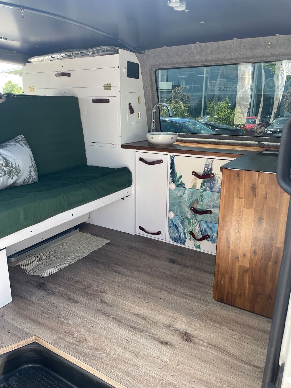 VW Camping Fahrzeuge: VW T4 Camper mit Allrad mit MFK neu – Gebraucht aus Gossau SG von KIlianKessler 4