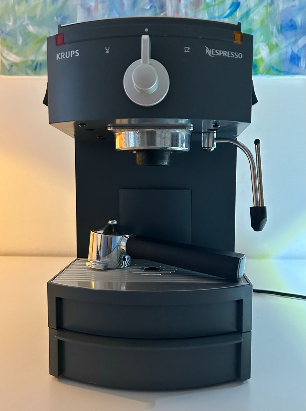 Krups Macchine per caffè & Macchine per espresso: Robuste machine à café Krups à capsules comme neuve, révisé. – Nuovo (secondo la descrizione) da nyon venduto da Lbabi 3