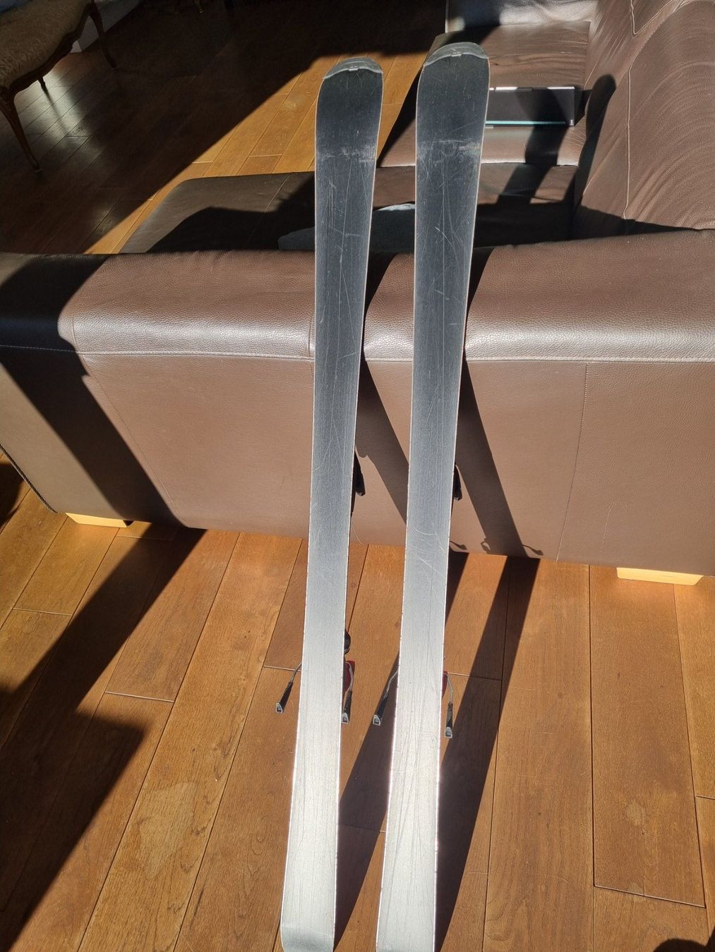 Redster Skis: Atomic Redster J4 Ski 140 cm – D'occasion à Unterentfelden par Peperoni04 8
