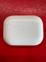 Apple AirPods Pro 1 charging case.