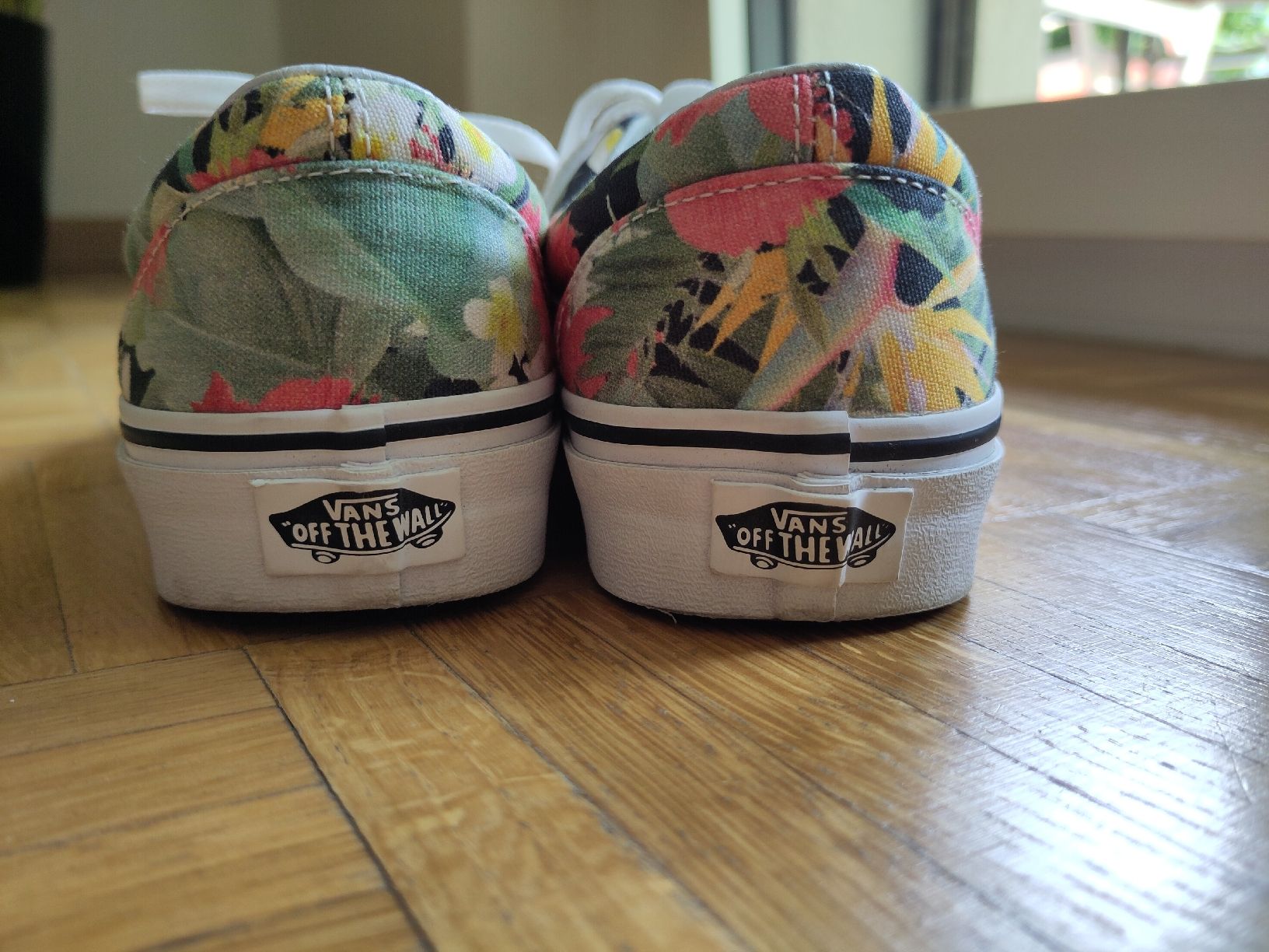 Vans Scarpe da donna: Vans Sneaker, Gr. 38, Blumenmuster, neuwertig – Usato da Emmenbrücke venduto da Seryoga2010 3