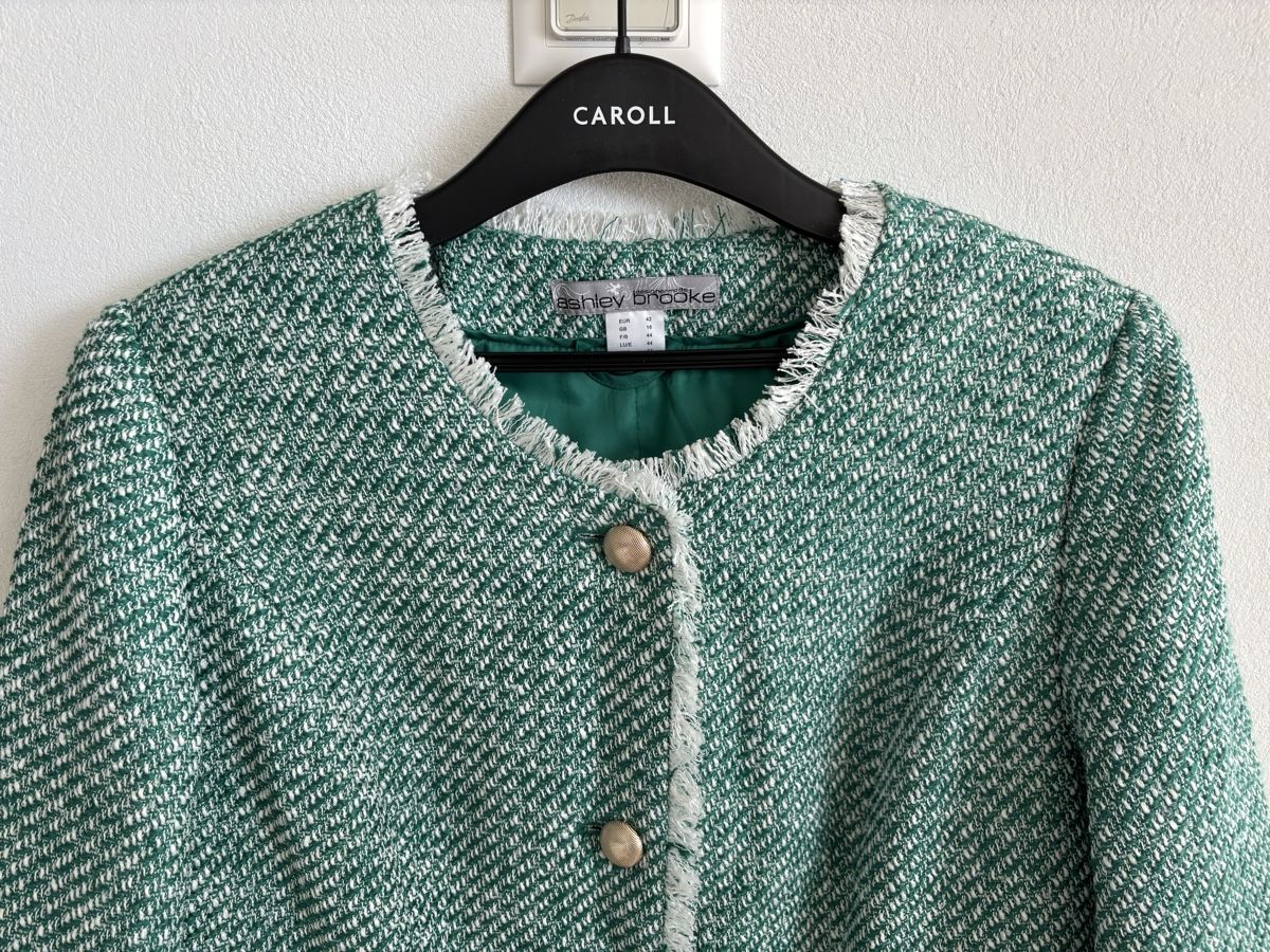 Manteaux: ASHLEY BROOKE - Manteau Bouclé - 42 – Neuf (Voir description) à Chardonne par teenyweeny 1