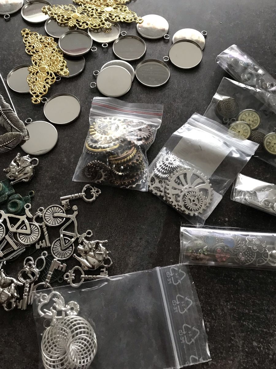Kit bricolage: Verschiedenes zum basteln oder so..Lot neu – Nuovo e nell'imballaggio originale da Subingen venduto da Bea8 3