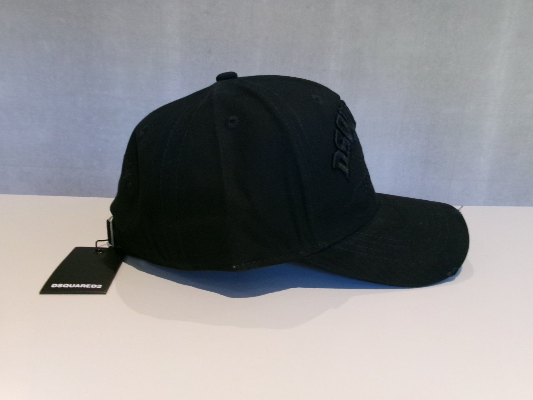 Dsquared2 Copricapi, berretti & cappellini: Dsquared2 / ICON / Cap / Schwarz / D2 / Neu / Vintage – Nuovo (secondo la descrizione) da Welschenrohr venduto da StarRecordsGmbH 3