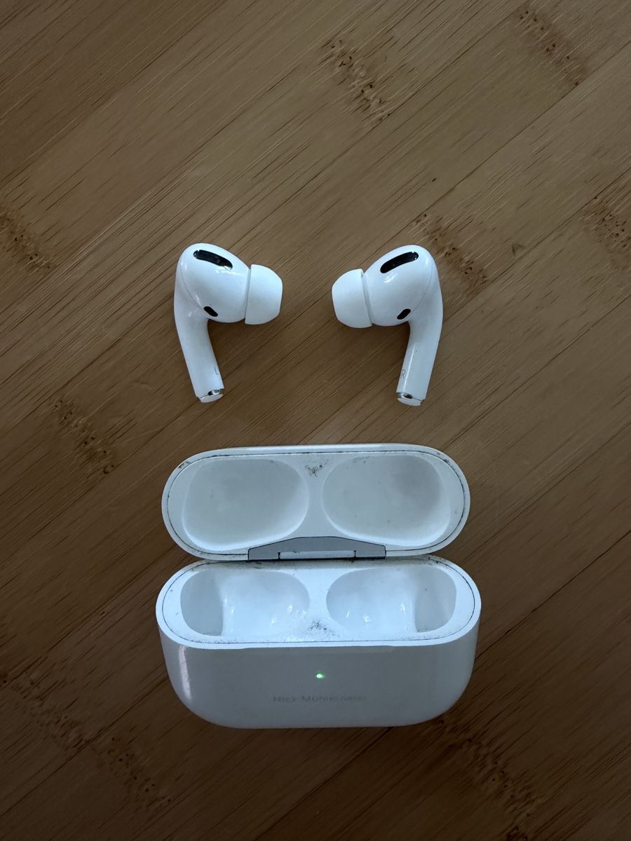 Apple Cuffie: AirPods Pro 1. Generation – Usato da Staufen venduto da nic_8g8z 2