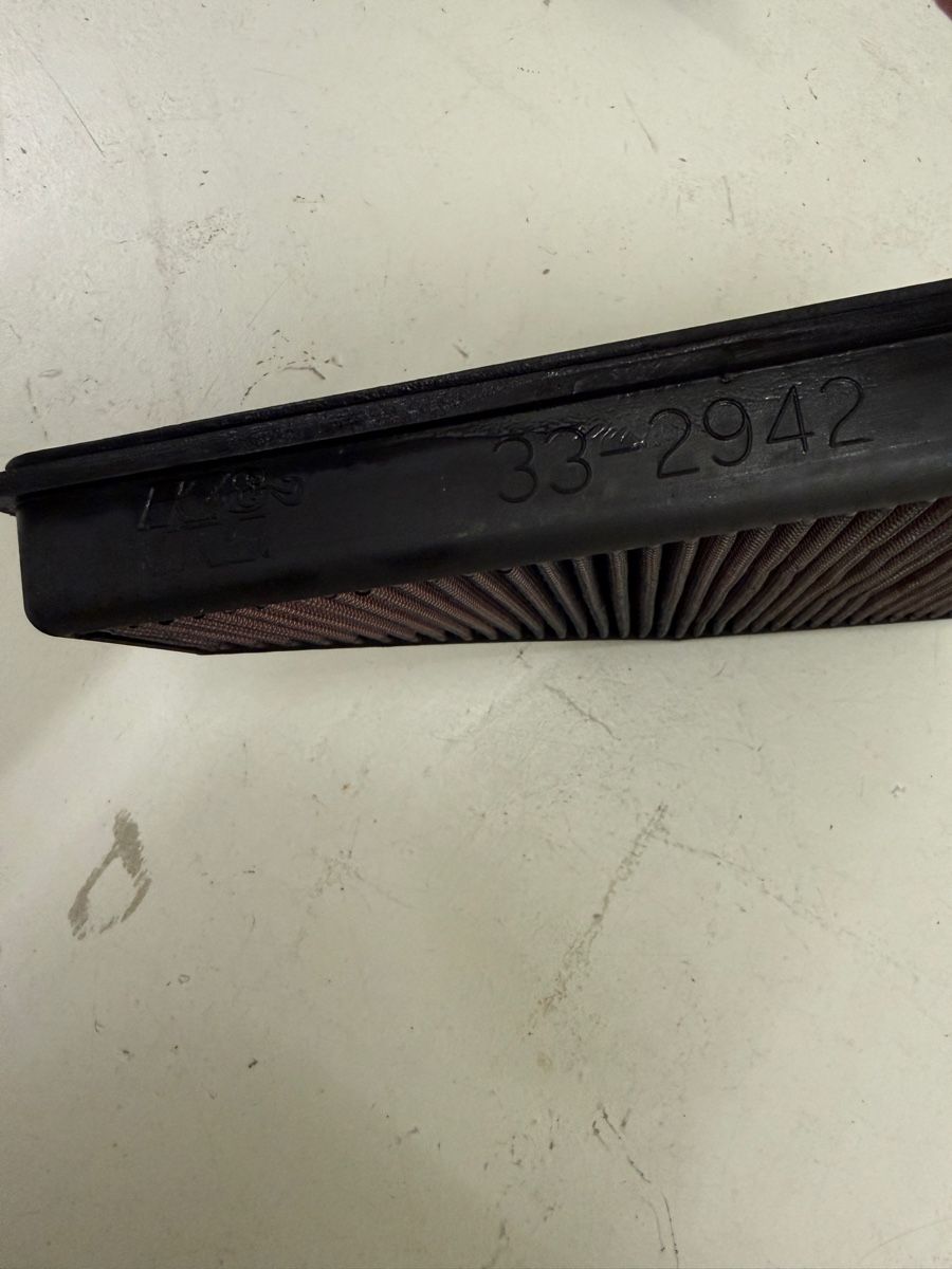 Accessori per altri veicoli: Sportluftfilter KN für BMW330d E92 – Usato da Uzwil venduto da V.Pavlo007 1