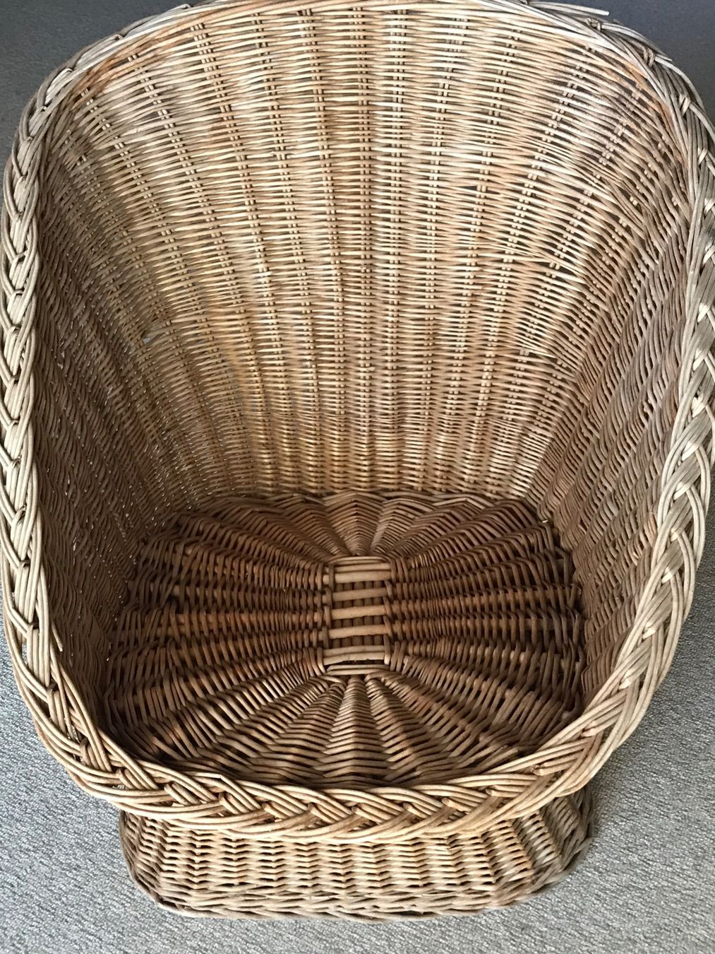 Autres antiquités ou arts: Korb Vintage Korbsessel Korbstuhl – D'occasion à Däniken SO par allerlei54 1