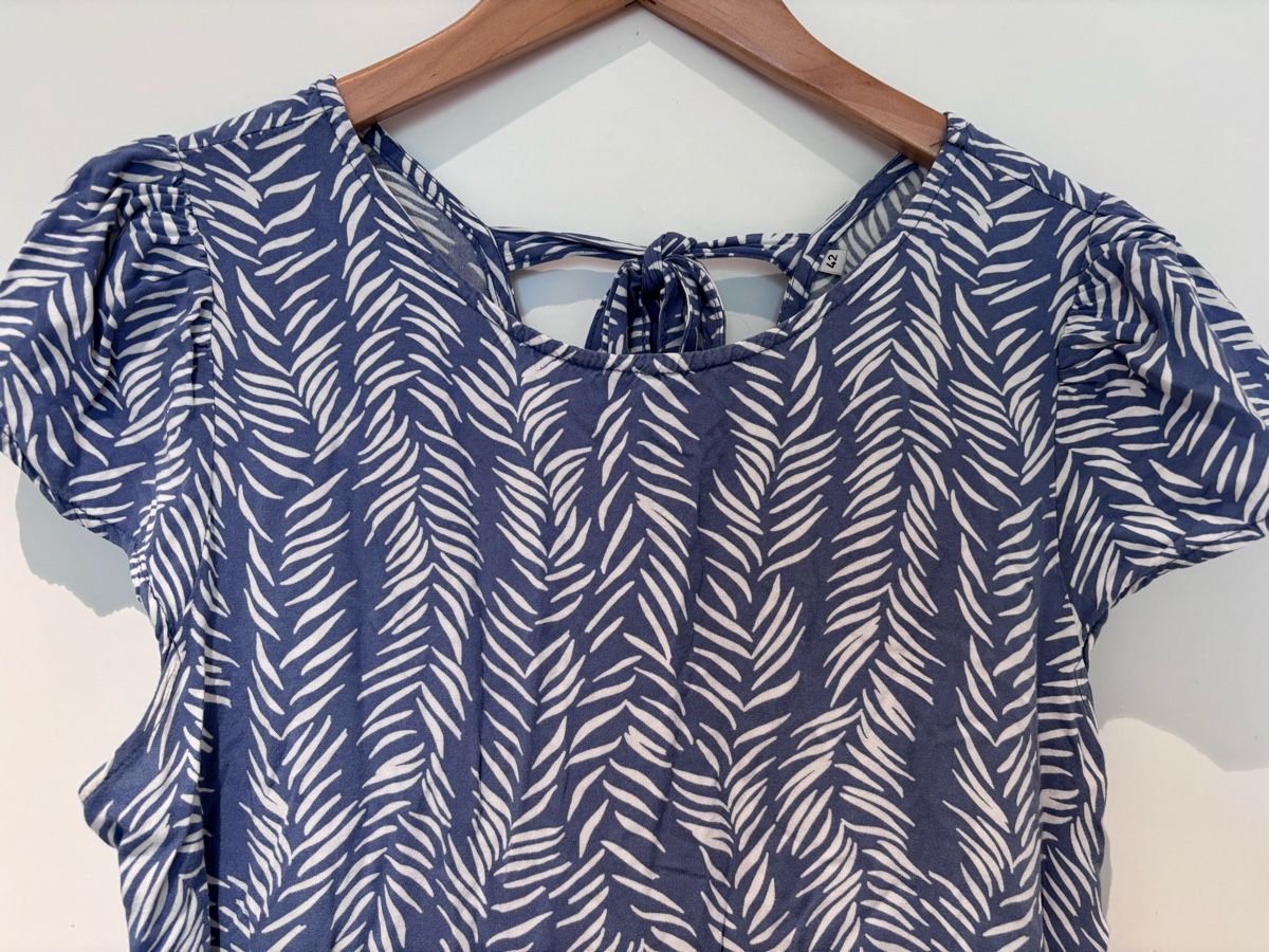 Lotti di vestiti: 2x Sommerkleid Gr. L – Usato da Menzingen venduto da gispat 1