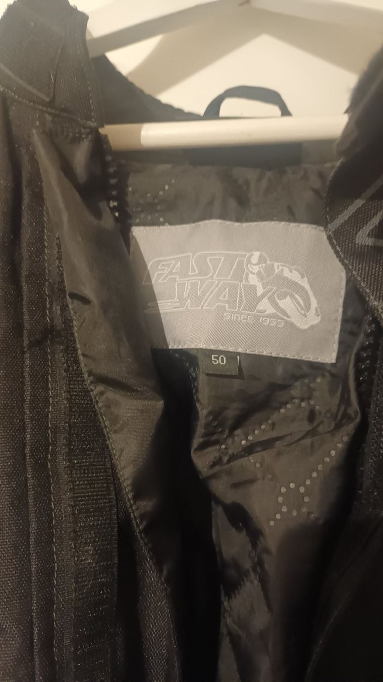 Giacche: Motorrad Jacke – Usato da Adlikon venduto da SkodaFabia92 2