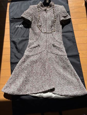 Robe Chanel tweed multicolore taille 36 très bon etat