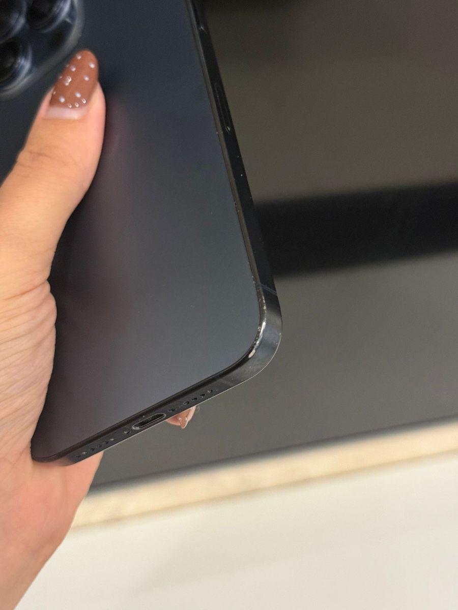 Apple Telefoni cellulari / Smartphones: Iphone 15 pro max 256 battery 100%  – Usato da Chippis venduto da mig_8ns6 3