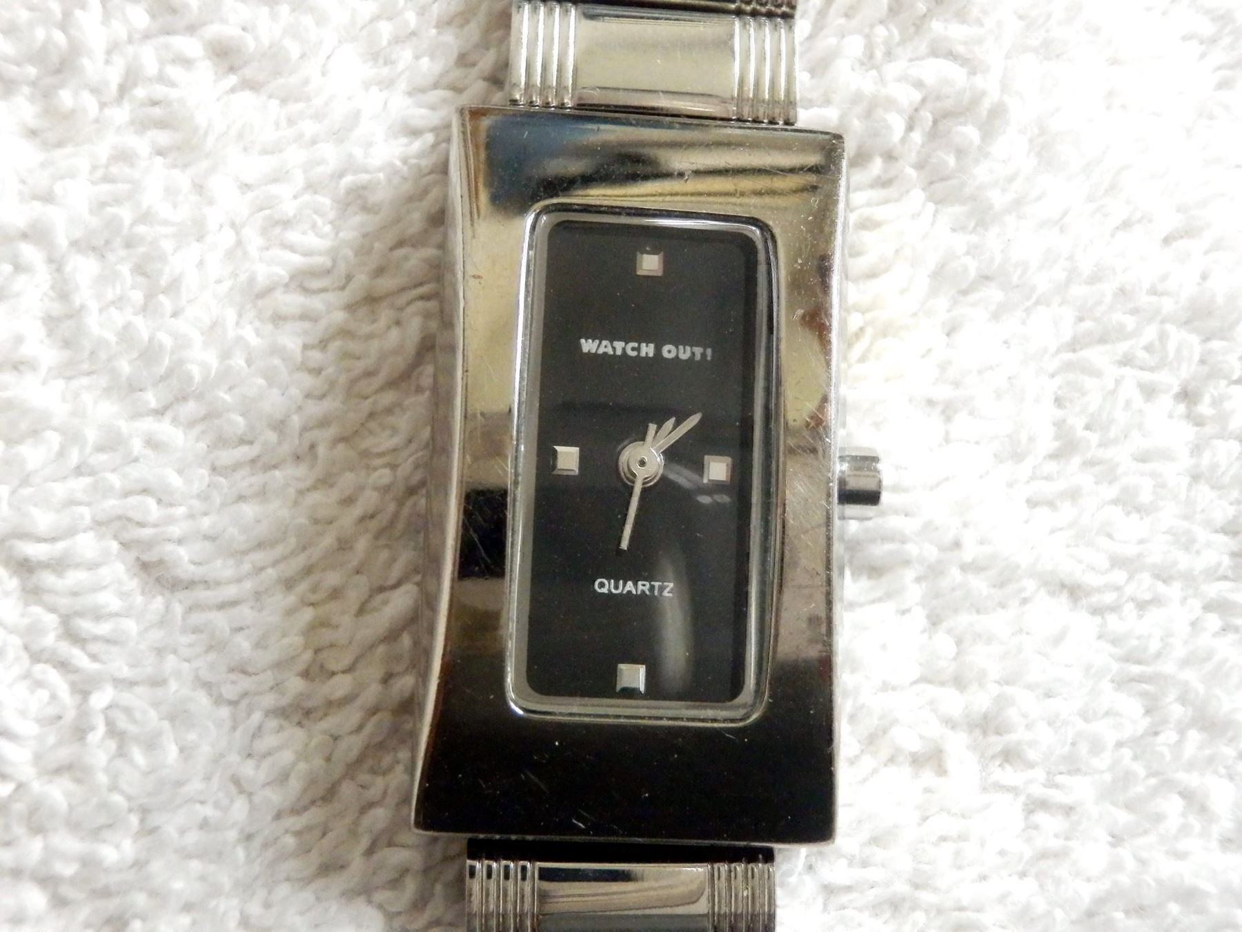 Montres: Watch Outi, Quartz, 19 x 33mm, Damen – D'occasion à Ueberstorf par dinbau