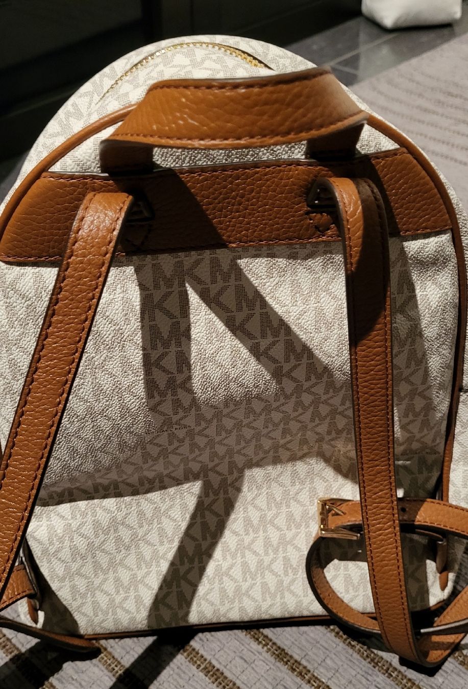 Michael Kors Rucksäcke: Michael Kors Back Pack – Neu (gemäss Beschreibung) aus Wangen SZ von daslohntsich 3
