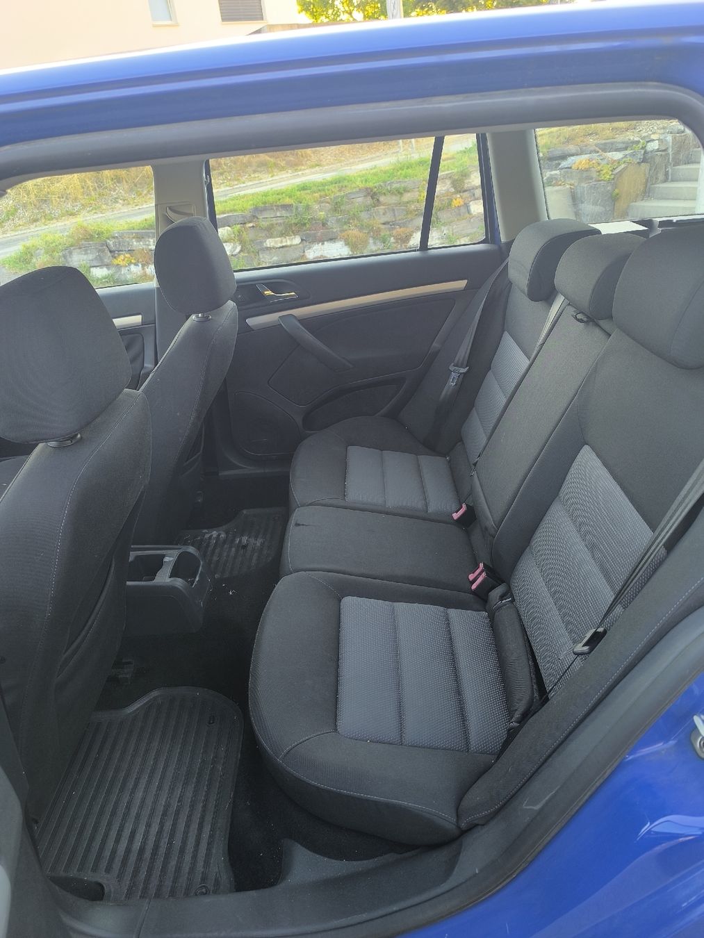 Skoda Automobili: SKODA Octavia Kombi 1.6l ab 1Fr. – Difettoso da Schmitten FR venduto da alain.k 3