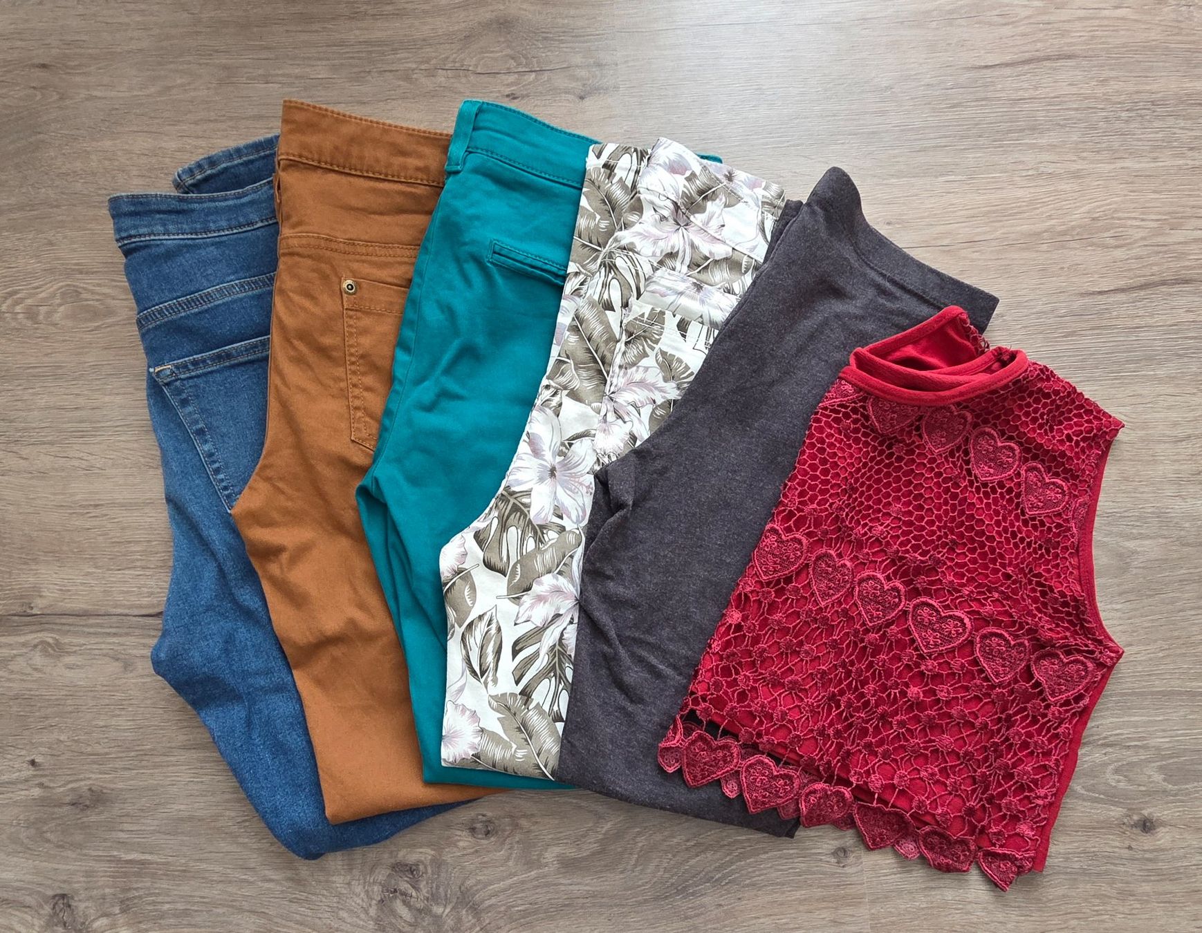 Lotti di vestiti: (SOMMER)-KLEIDERPAKET GR: 36/38 Versand möglich – Usato da Engelberg venduto da Rotti13