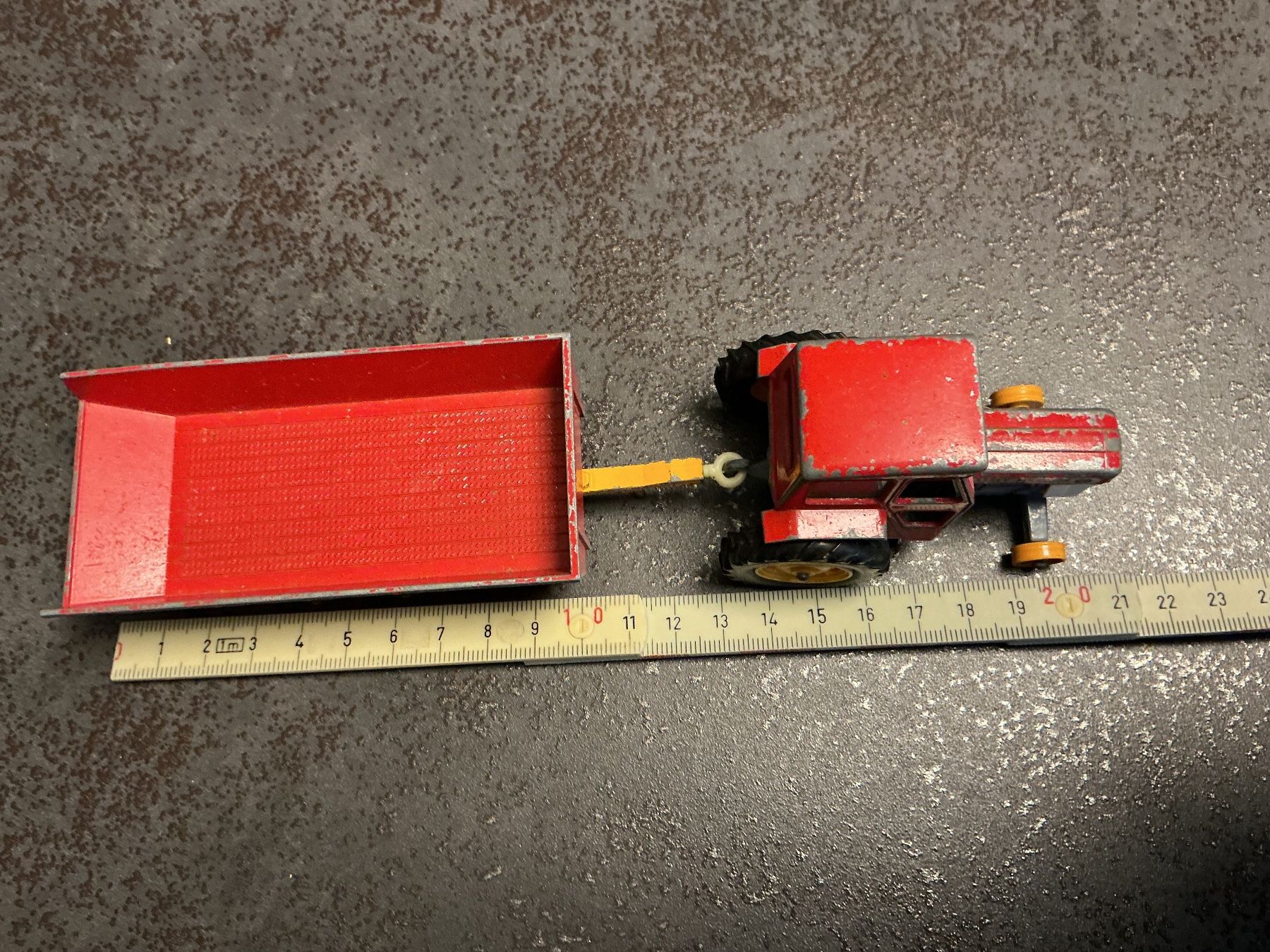 Matchbox Modellini d'auto: Matchbox Traktor mit Anhänger 1970 – Usato da Horw venduto da adler65 9