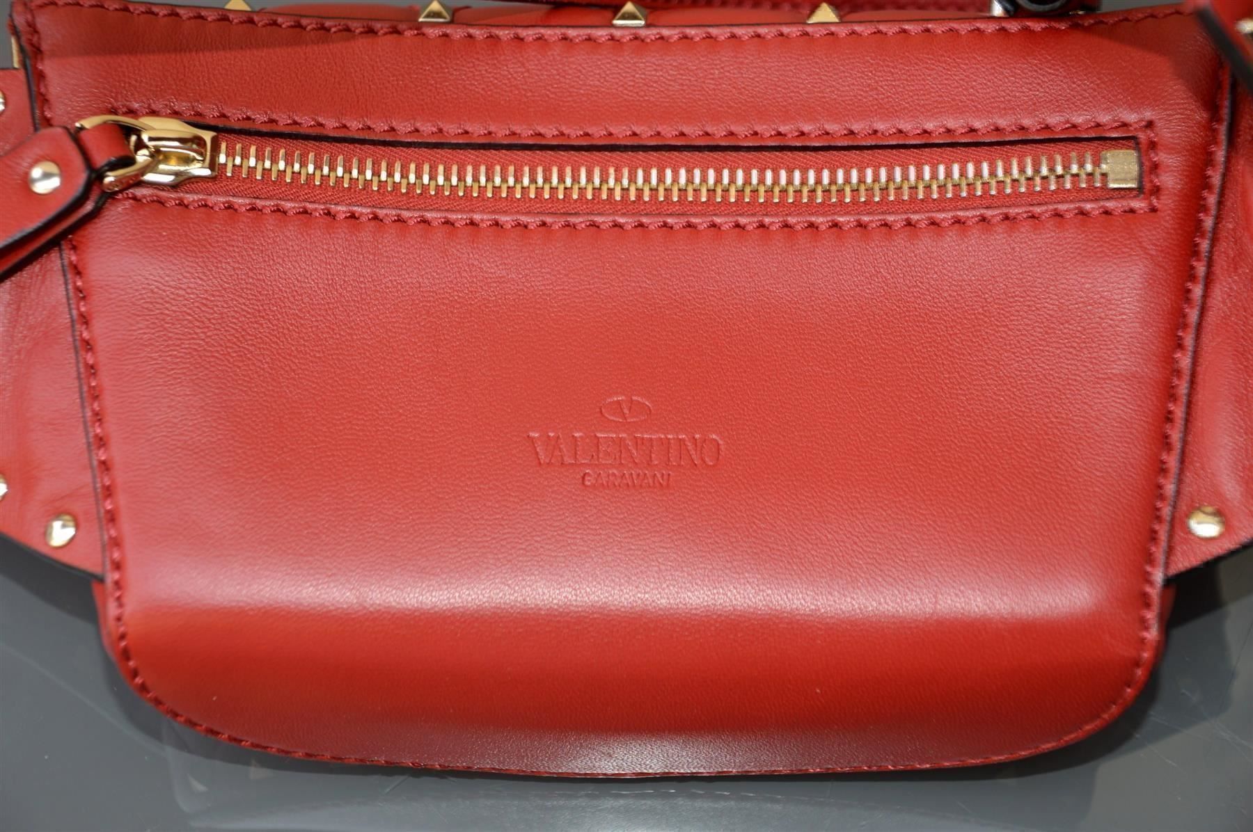 Valentino Taschen für Damen: Tasche / Sac Valentino Rockstud Banane – Gebraucht aus Collonges von Auganien 9