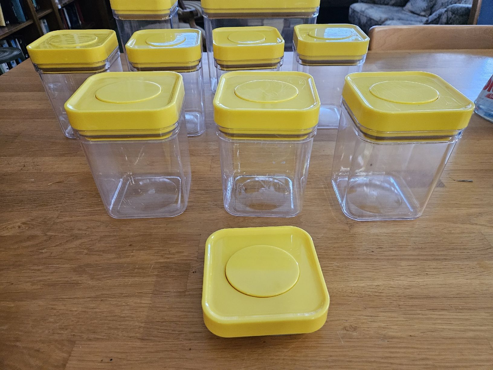 Oxo Contenitori & Simili: OXO Aufbewahrungsboxen gelb – Usato da Pratteln venduto da Cartonsducoeur_bl 1