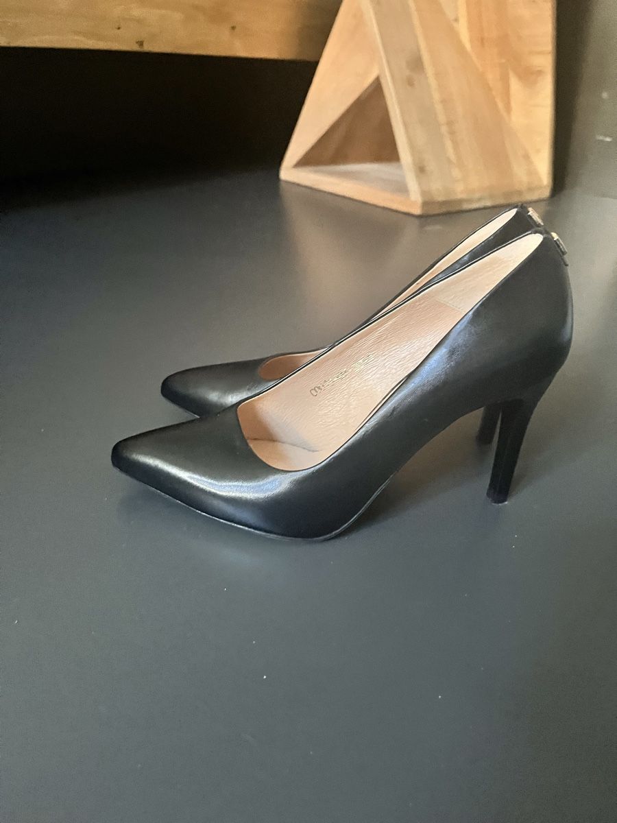 Scarpe da donna: Echtleder Pumps, Schwarz, Gr. 35 – Usato da Küssnacht am Rigi venduto da lus_g9xw 3