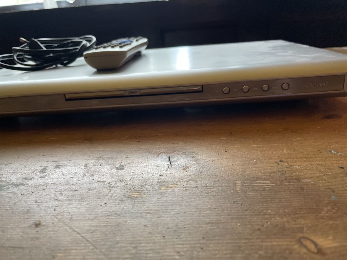 Lecteur multimedia & Streamer: DVD Player mit Fernbedienung – D'occasion à Glarus par adiweb007 2